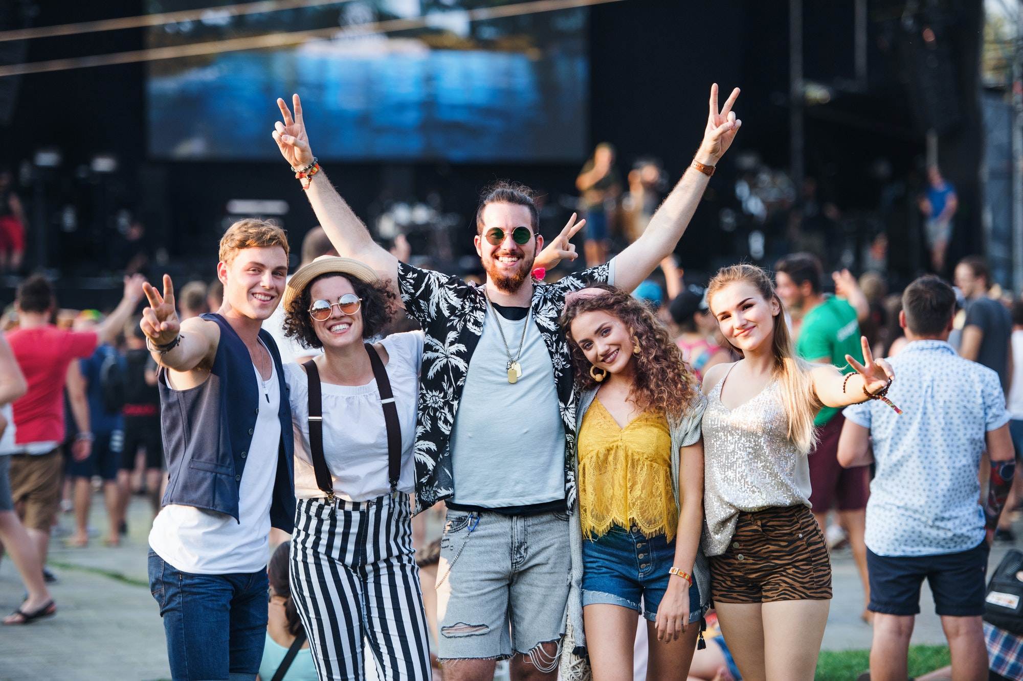 group-of-young-friends-at-summer-festival-.jpg group-of-young-friends-at-summer-festival-.jpg